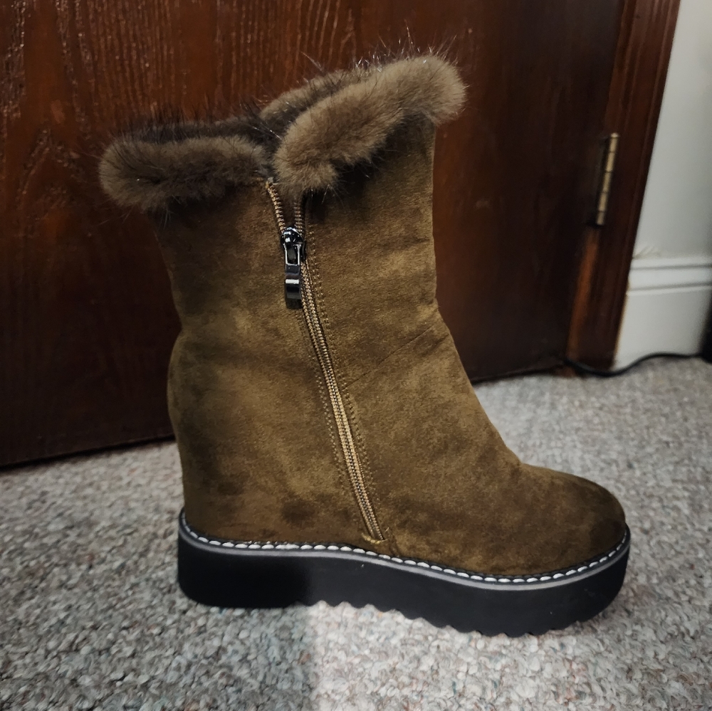 Baronero New York Wedge Winter Boot 7.5 - Picture 2 of 4